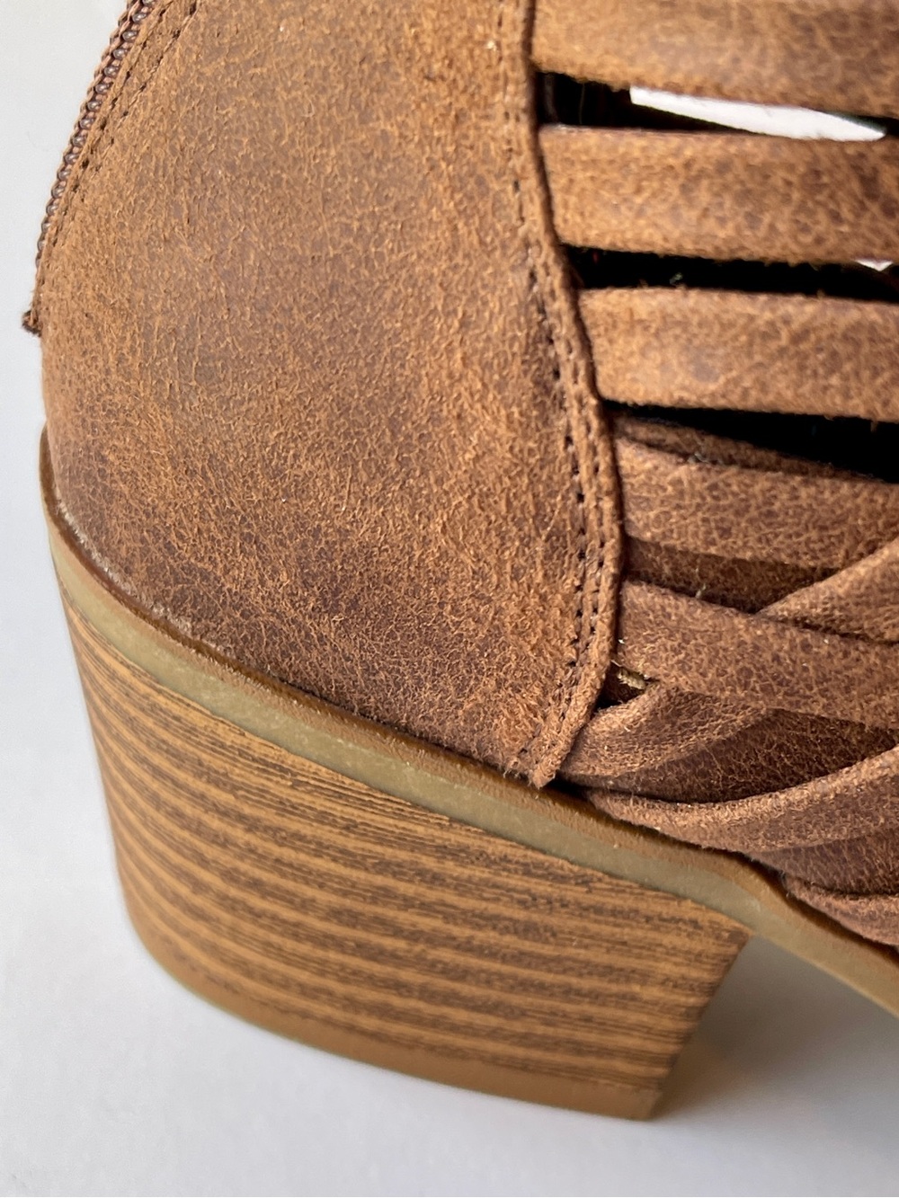 Fergalicious by Fergie "Bandana" Woven Caged Ankle Booties - 5.5 - Picture 9 of 11